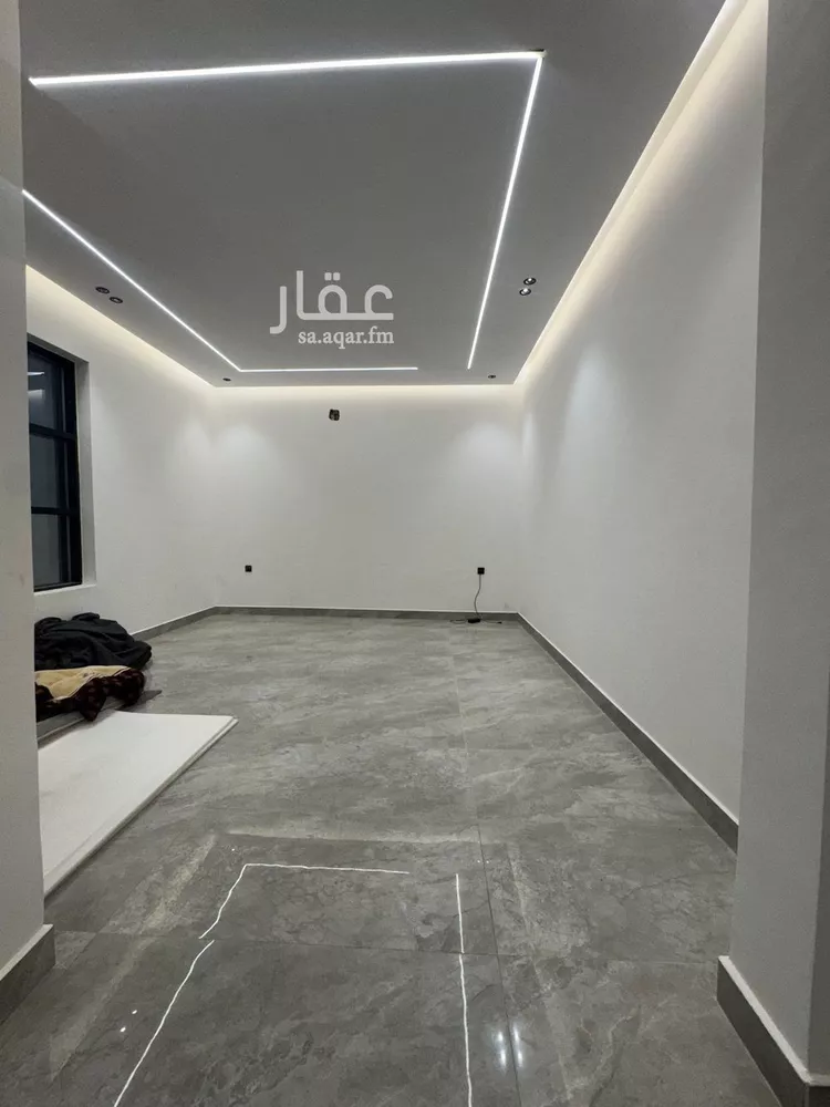 فيلا للبيع في شارع الموازرة, حي ظهرة لبن, مدينة الرياض, منطقة الرياض صورة 3