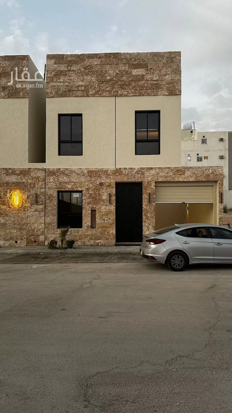 فيلا للبيع في شارع طيبة, حي ظهرة لبن, مدينة الرياض, منطقة الرياض