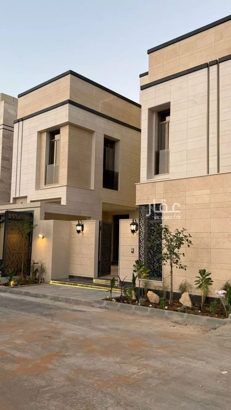 فيلا للبيع في شارع عمر بن عبدالقادر مفتي, حي المهدية, مدينة الرياض, منطقة الرياض صورة 2