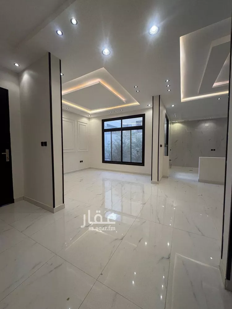 فيلا للبيع في شارع طيبة, حي ظهرة لبن, مدينة الرياض, منطقة الرياض صورة 5