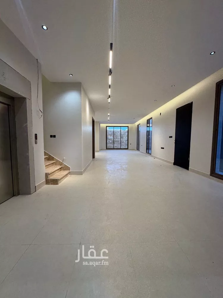فيلا للبيع في شارع المضة, حي ظهرة لبن, مدينة الرياض, منطقة الرياض صورة 5