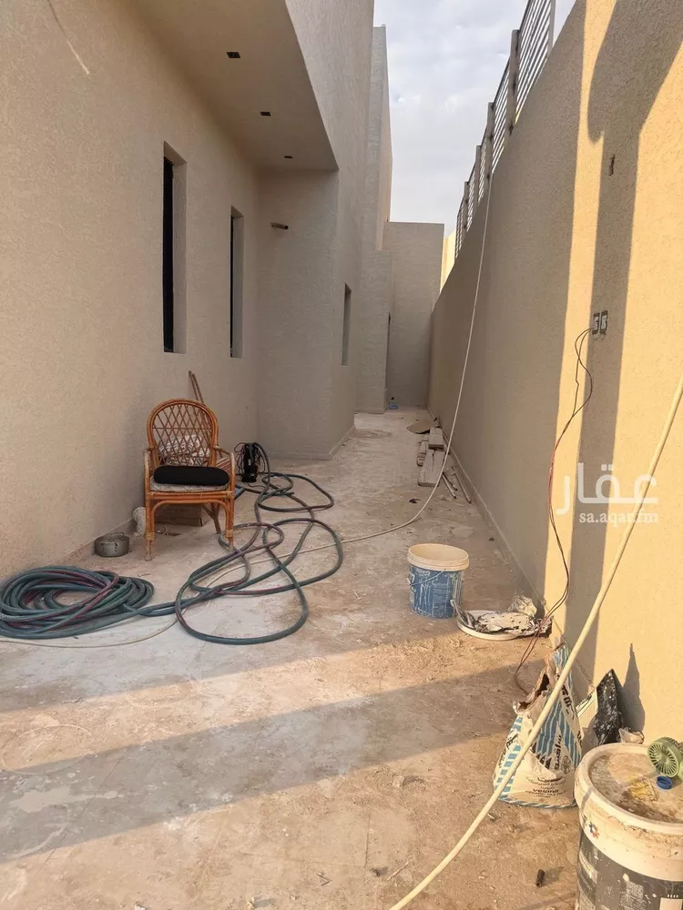 فيلا للبيع في شارع خليص, حي ظهرة لبن, مدينة الرياض, منطقة الرياض صورة 2
