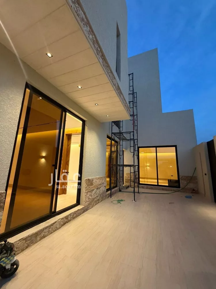 فيلا للبيع في شارع عمر بن عبدالقادر مفتي, حي المهدية, مدينة الرياض, منطقة الرياض صورة 3