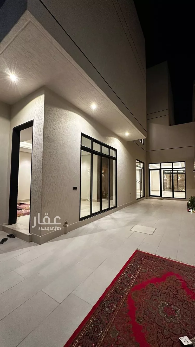 فيلا للبيع في شارع أبي الشيخ الأصبهاني, حي المهدية, مدينة الرياض, منطقة الرياض صورة 4