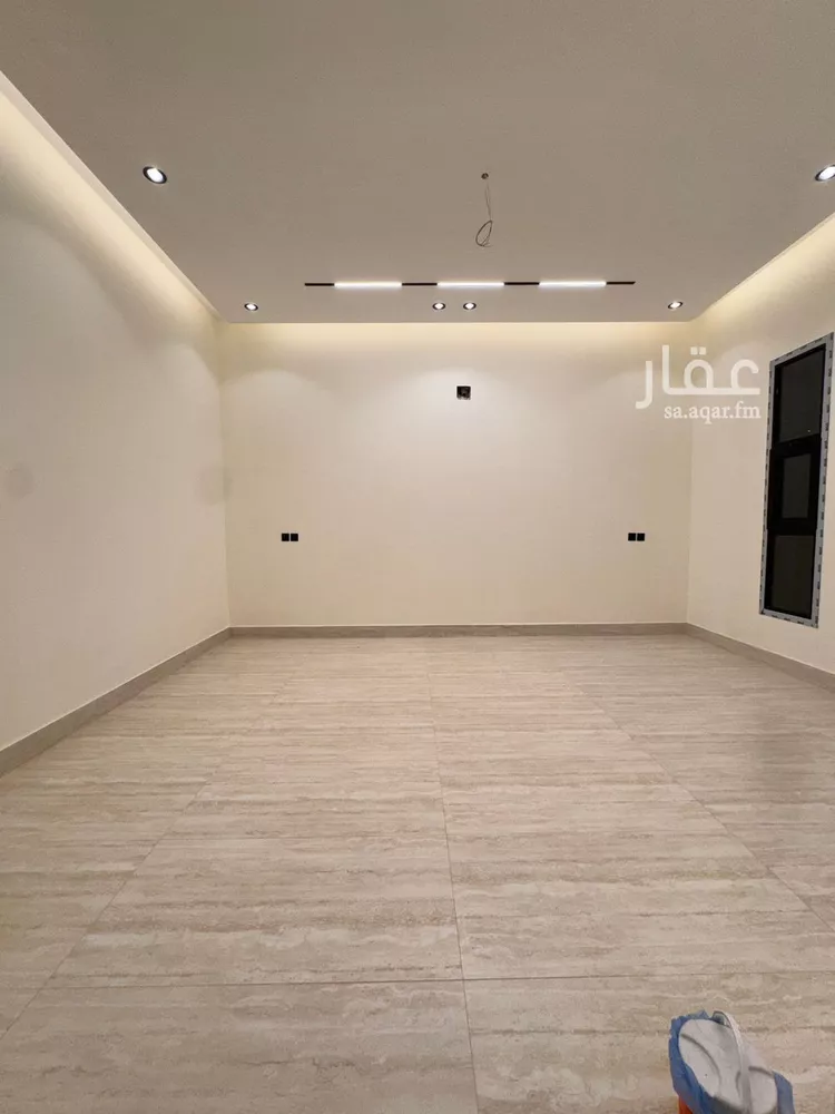 فيلا للبيع في شارع الموازرة, حي ظهرة لبن, مدينة الرياض, منطقة الرياض صورة 4