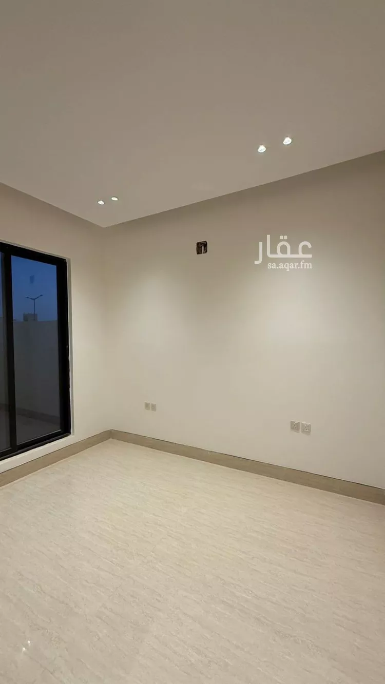 فيلا للبيع في شارع أبي الشيخ الأصبهاني, حي المهدية, مدينة الرياض, منطقة الرياض صورة 4