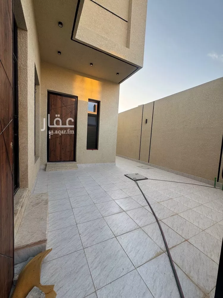 فيلا للبيع في شارع رقم 263, حي ظهرة لبن, مدينة الرياض, منطقة الرياض صورة 2