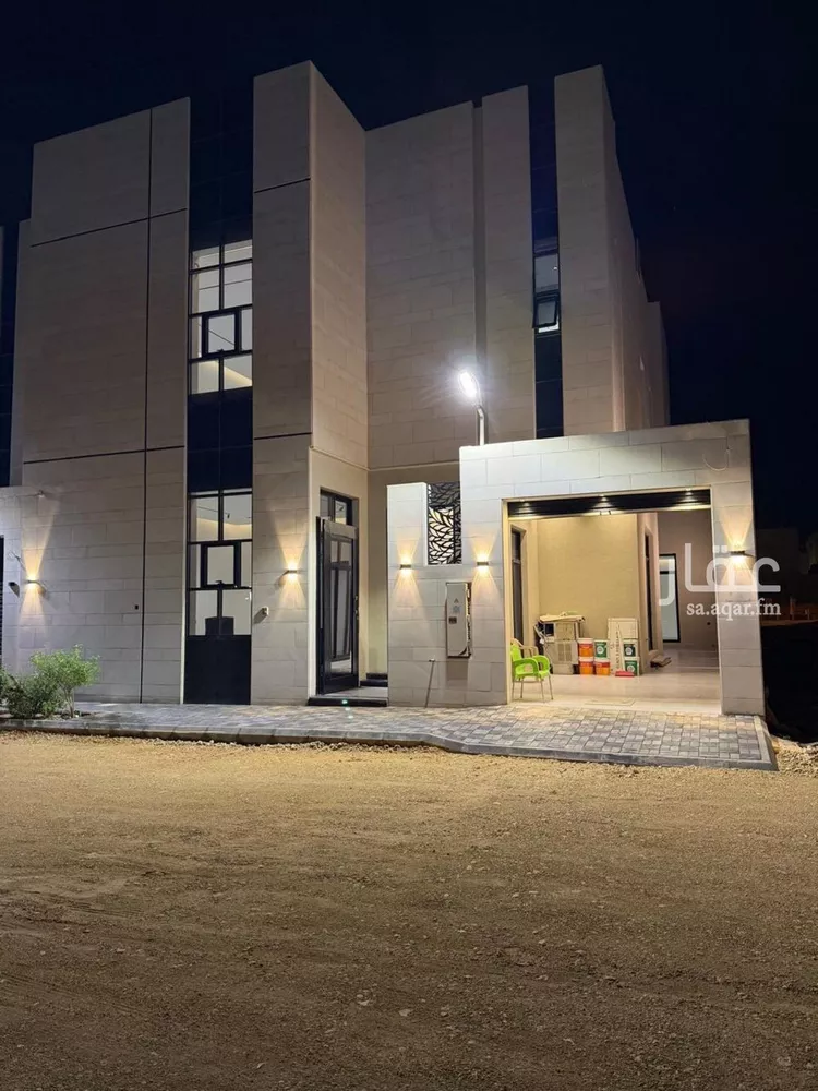 Villa for Sale in Riyadh Al Mahdiyah