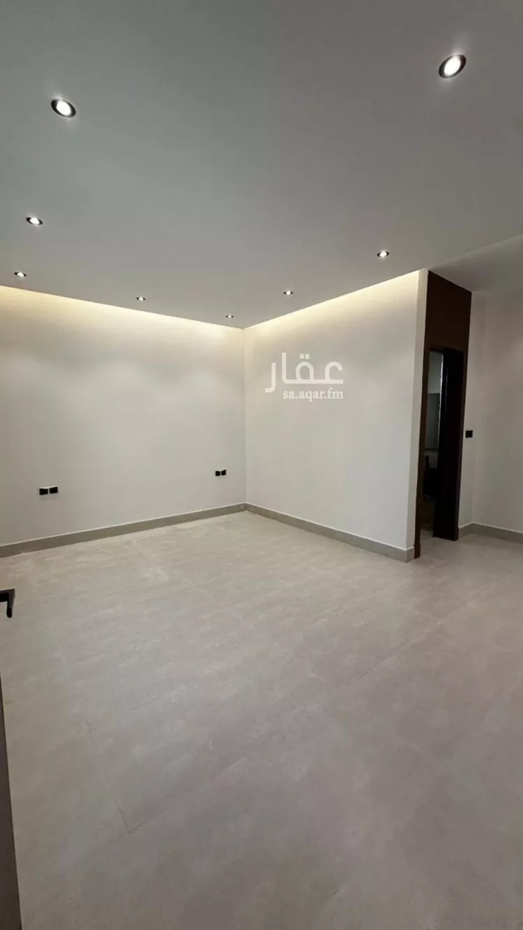 فيلا للبيع في شارع طيبة, حي ظهرة لبن, مدينة الرياض, منطقة الرياض صورة 4