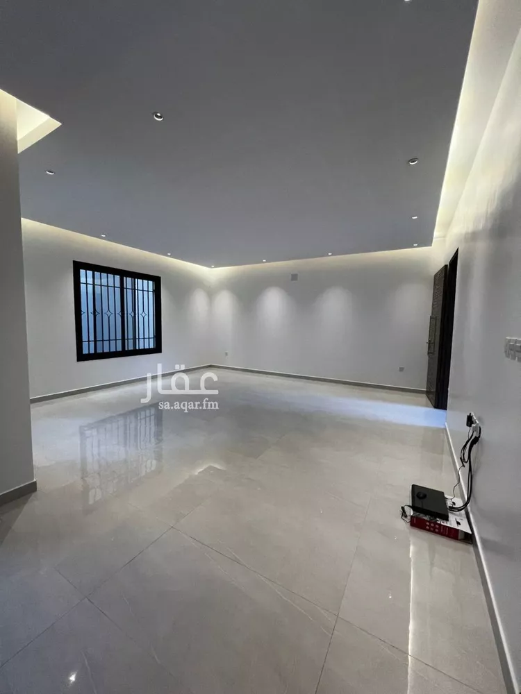 فيلا للبيع في شارع غنيمة, حي ظهرة لبن, مدينة الرياض, منطقة الرياض صورة 3