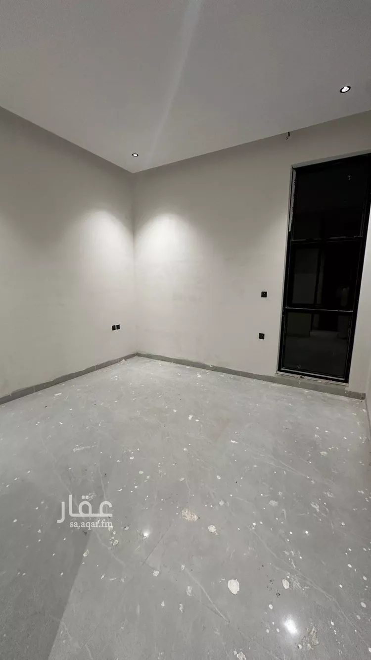 Villa for Sale in Riyadh Al Mahdiyah صورة 4