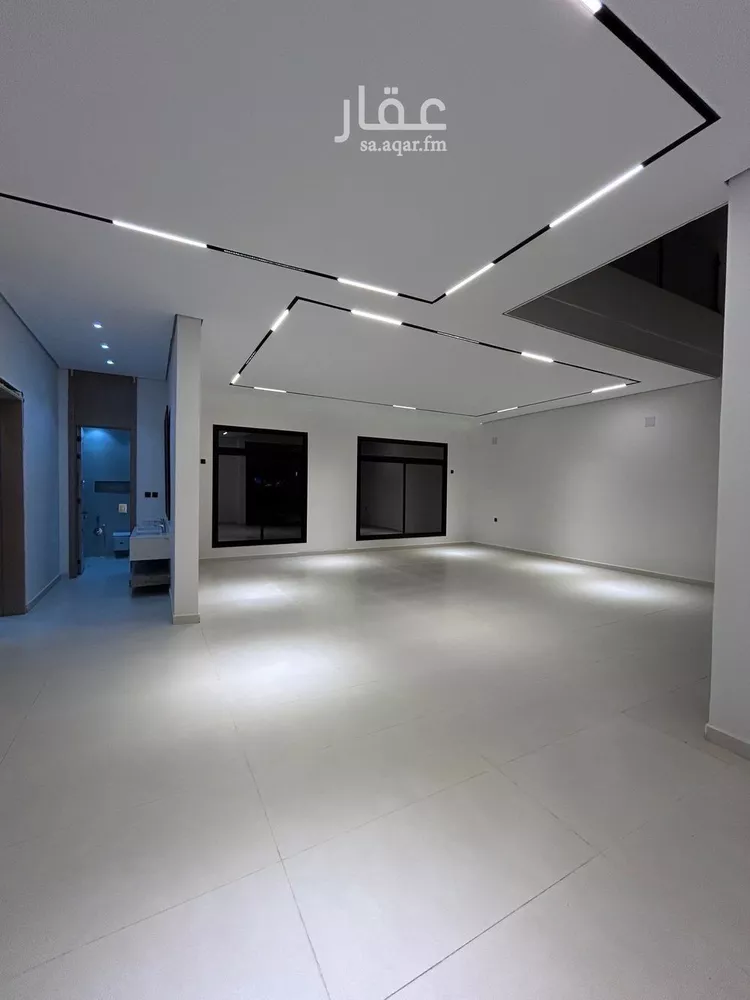 فيلا للبيع في شارع حلبان, حي ظهرة لبن, مدينة الرياض, منطقة الرياض صورة 3