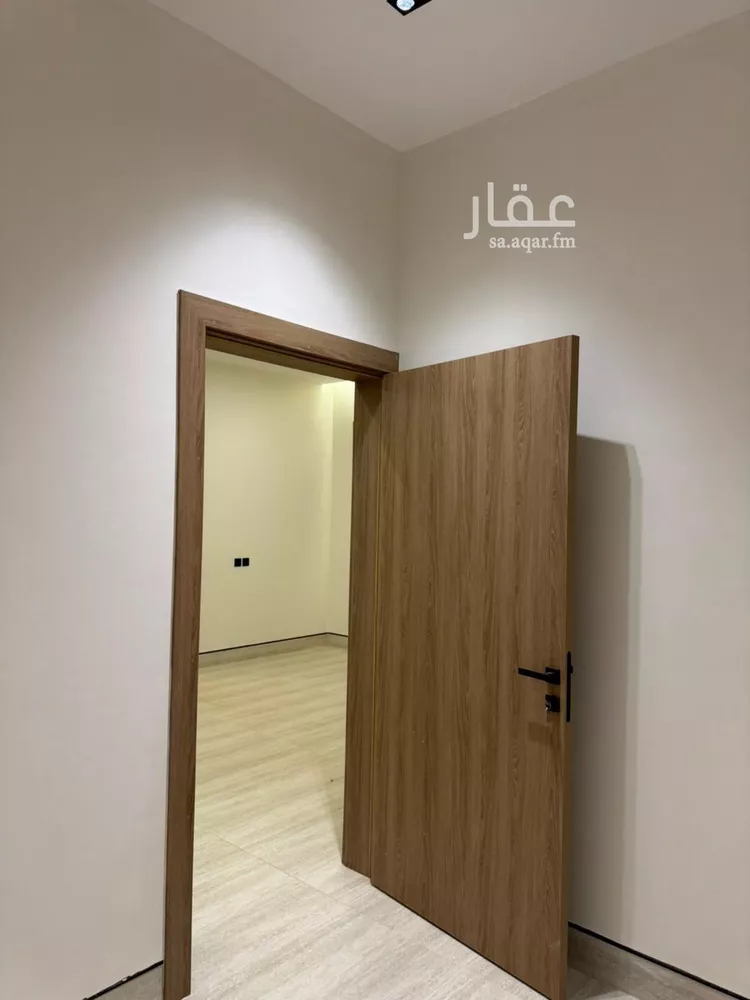 شقة للبيع في شارع الخليفة الناصر لدين الله, حي السويدي الغربي, مدينة الرياض, منطقة الرياض 21