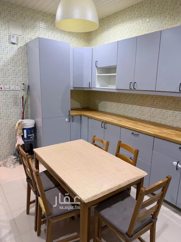 Floor for Rent in Riyadh Al Uraija Al Gharbiyah صورة 3