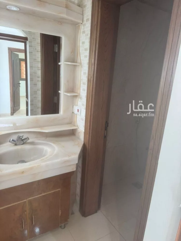 دور للإيجار في شارع العدل, حي الربيع, مدينة الرياض, منطقة الرياض صورة 3