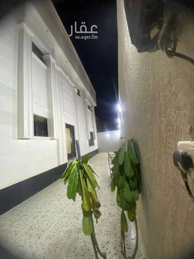 فيلا للإيجار في شارع المجزل, حي المعيزيلة, مدينة الرياض, منطقة الرياض صورة 5