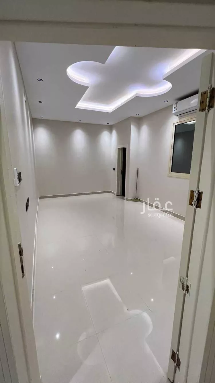 Floor for Rent in Riyadh Dhahrat Namar