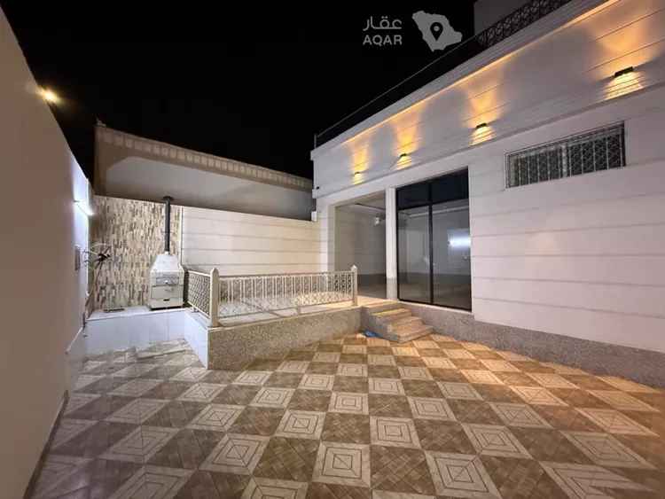 Floor for Rent in Al Badayea Al Shermy 16