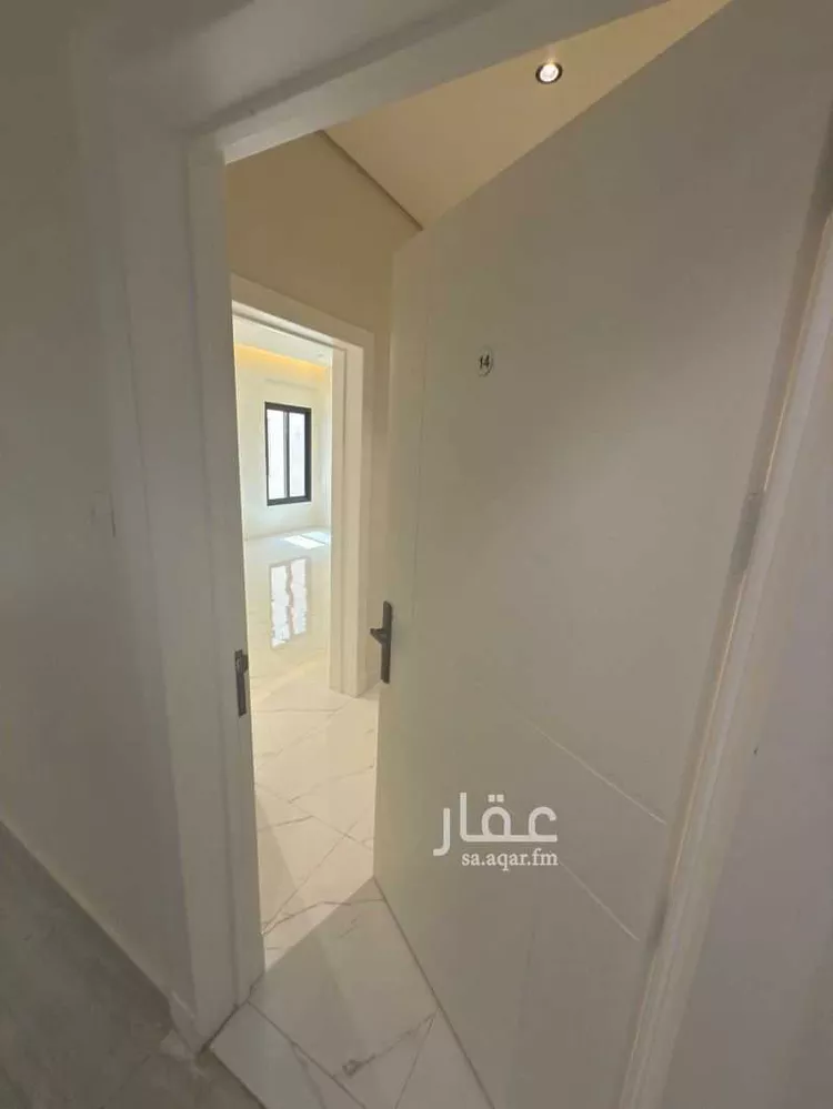عمارة للإيجار في شارع عنيزة, حي الريان, مدينة الرياض, منطقة الرياض صورة 5