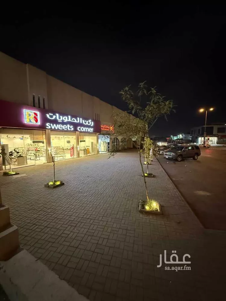 عمارة للإيجار في شارع عنيزة, حي الريان, مدينة الرياض, منطقة الرياض