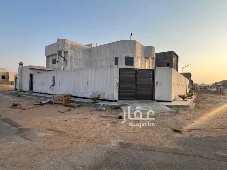 فيلا للبيع في شارع عمرو, حي شمال شرق بريدة, مدينة بريدة, منطقة القصيم صورة 3