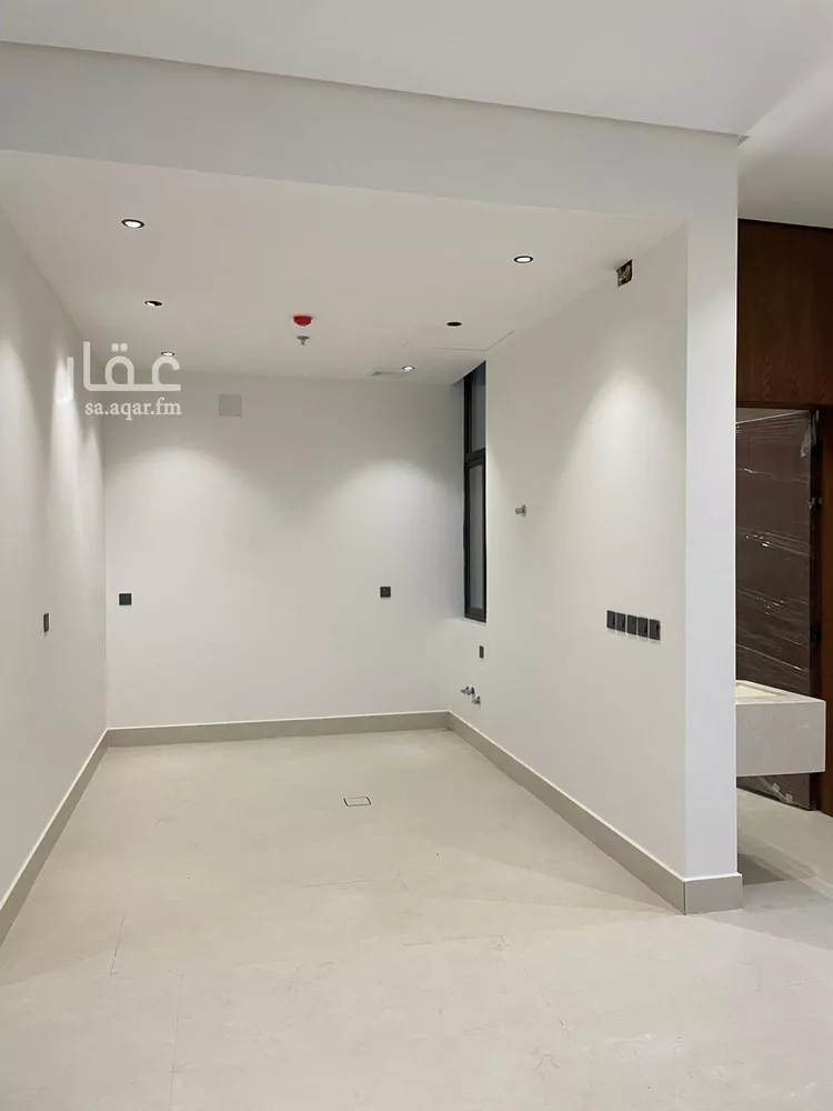 شقة للبيع في شارع أبي علي الصيرفي, حي المهدية, مدينة الرياض, منطقة الرياض 14