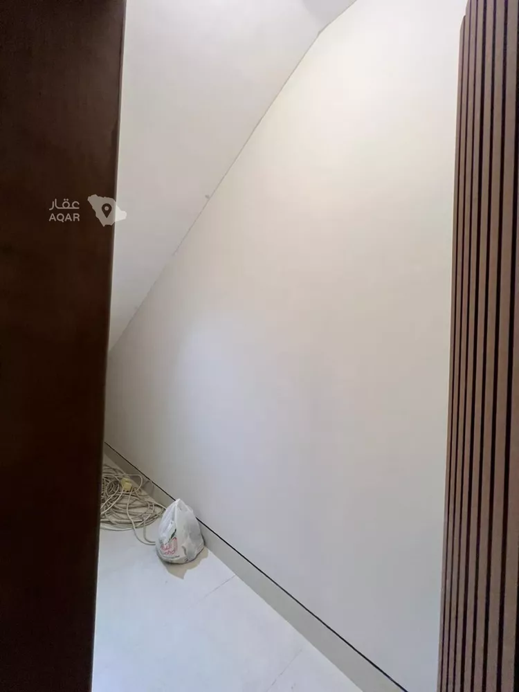 فيلا للبيع في شارع محمد بن أبي بكر القيم, حي المهدية, مدينة الرياض, منطقة الرياض 20