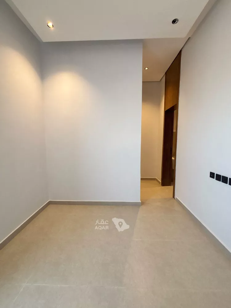 Villa for Sale in Riyadh Al Mahdiyah 16