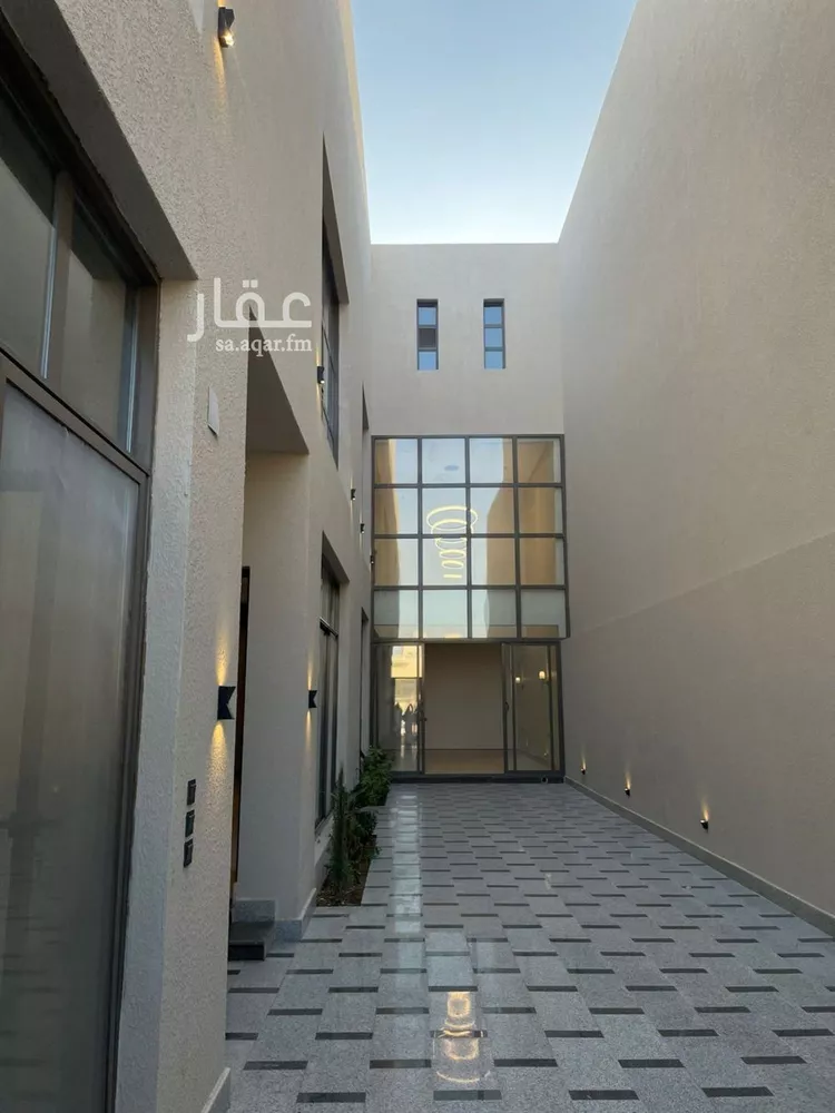 فيلا للبيع في شارع السيل الكبير, حي المهدية, مدينة الرياض, منطقة الرياض صورة 3