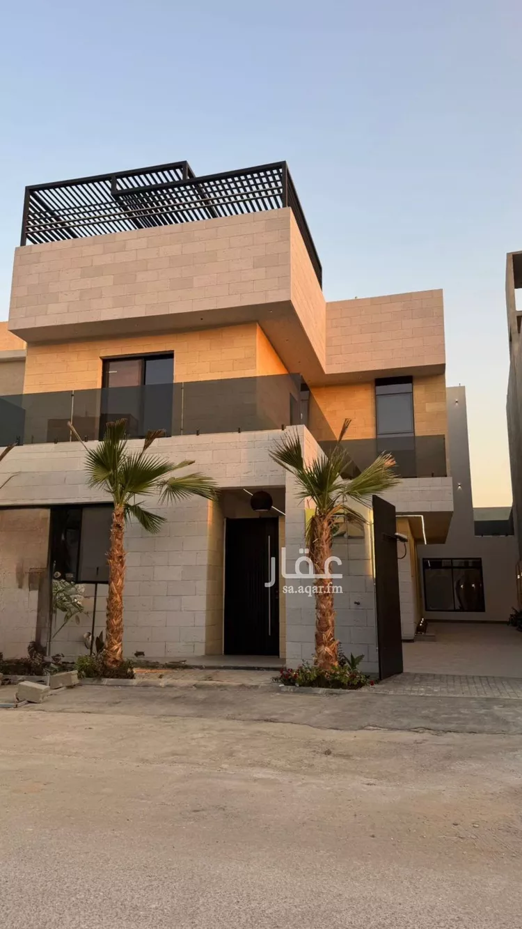 فيلا للبيع في شارع أحمد مفتي المكي الحنفي, حي المهدية, مدينة الرياض, منطقة الرياض