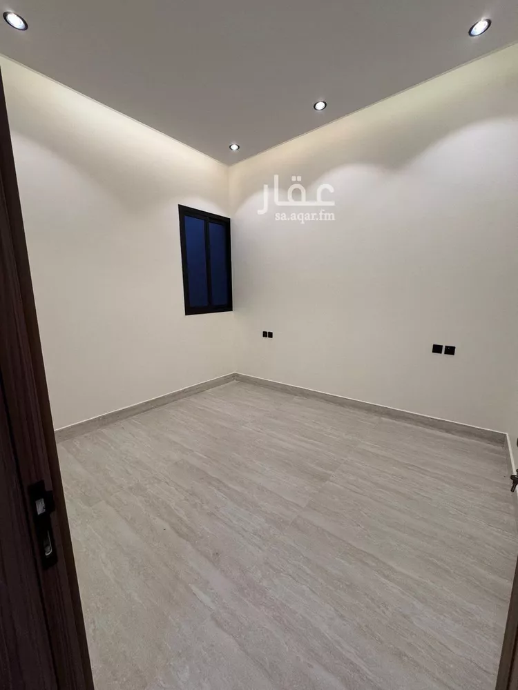 فيلا للبيع في شارع السيل الكبير, حي المهدية, مدينة الرياض, منطقة الرياض 11