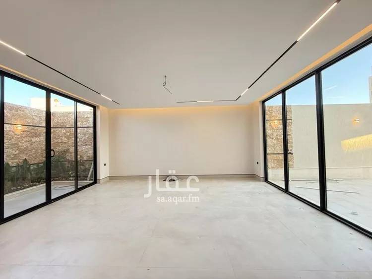 فيلا للبيع في شارع ابي الشيخ الاصبهاني, حي المهدية, مدينة الرياض, منطقة الرياض صورة 5