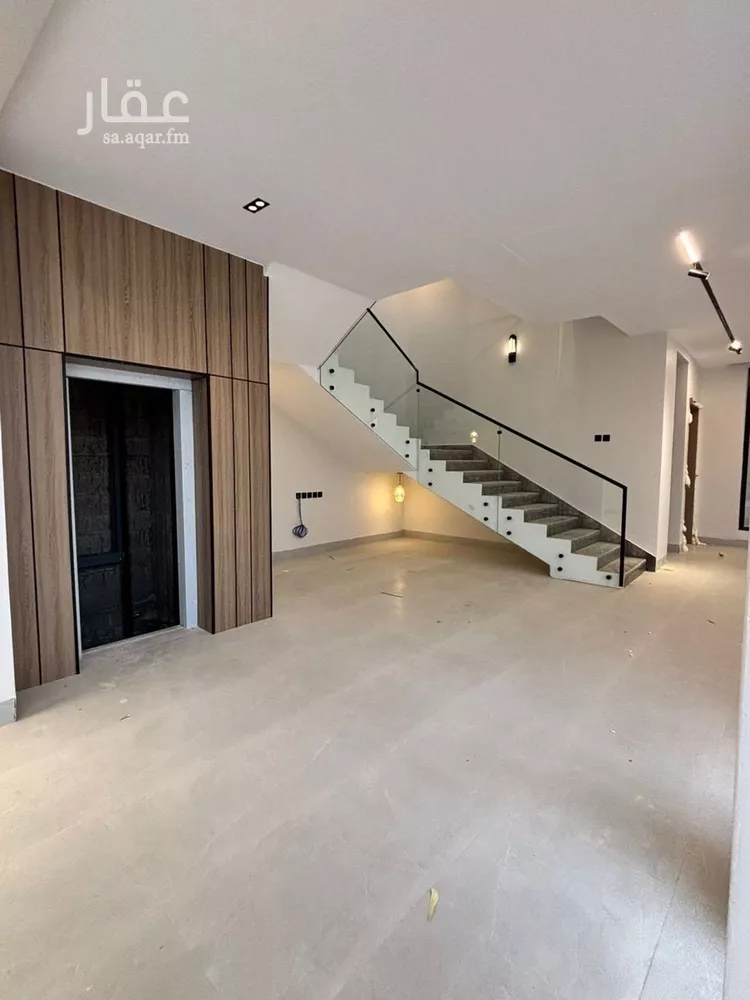 فيلا للبيع في شارع الحافظ بن كثير, حي المهدية, مدينة الرياض, منطقة الرياض صورة 3