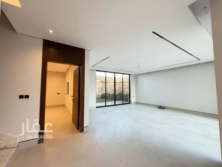 فيلا للبيع في شارع ابي الشيخ الاصبهاني, حي المهدية, مدينة الرياض, منطقة الرياض صورة 2