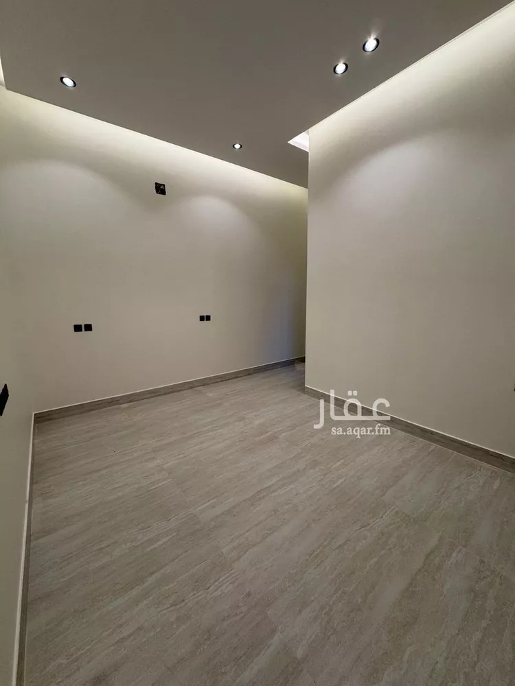 فيلا للبيع في شارع السيل الكبير, حي المهدية, مدينة الرياض, منطقة الرياض 16