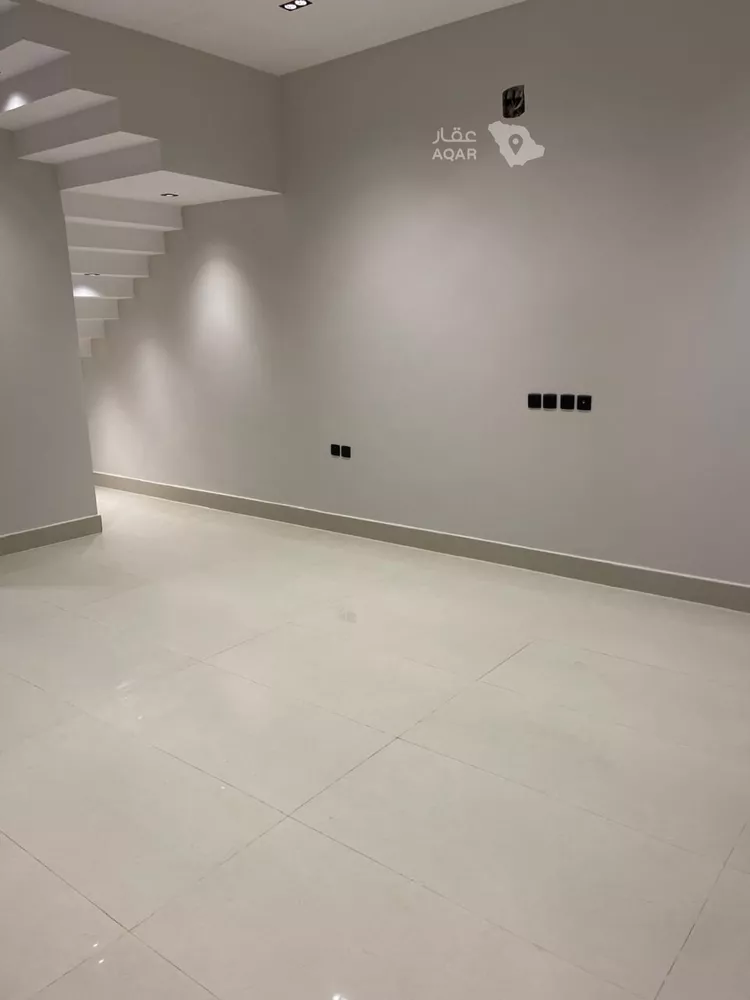 فيلا للإيجار في شارع سيف الدين الخطيب, حي المهدية, مدينة الرياض, منطقة الرياض 5