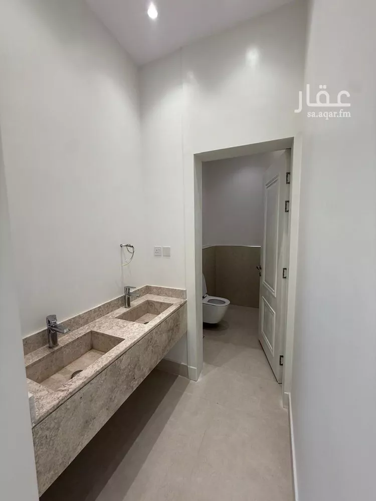 فيلا للبيع في شارع السيل الكبير, حي المهدية, مدينة الرياض, منطقة الرياض صورة 3