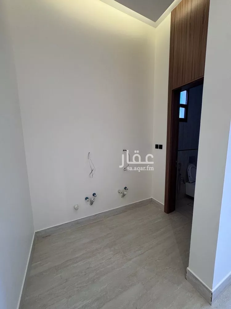 فيلا للبيع في شارع السيل الكبير, حي المهدية, مدينة الرياض, منطقة الرياض صورة 3