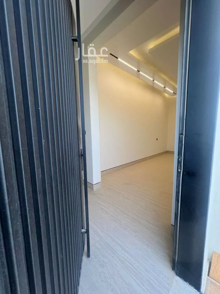 Villa for Sale in Riyadh Al Mahdiyah صورة 4