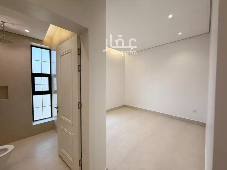 فيلا للبيع في شارع السيل الكبير, حي المهدية, مدينة الرياض, منطقة الرياض صورة 5