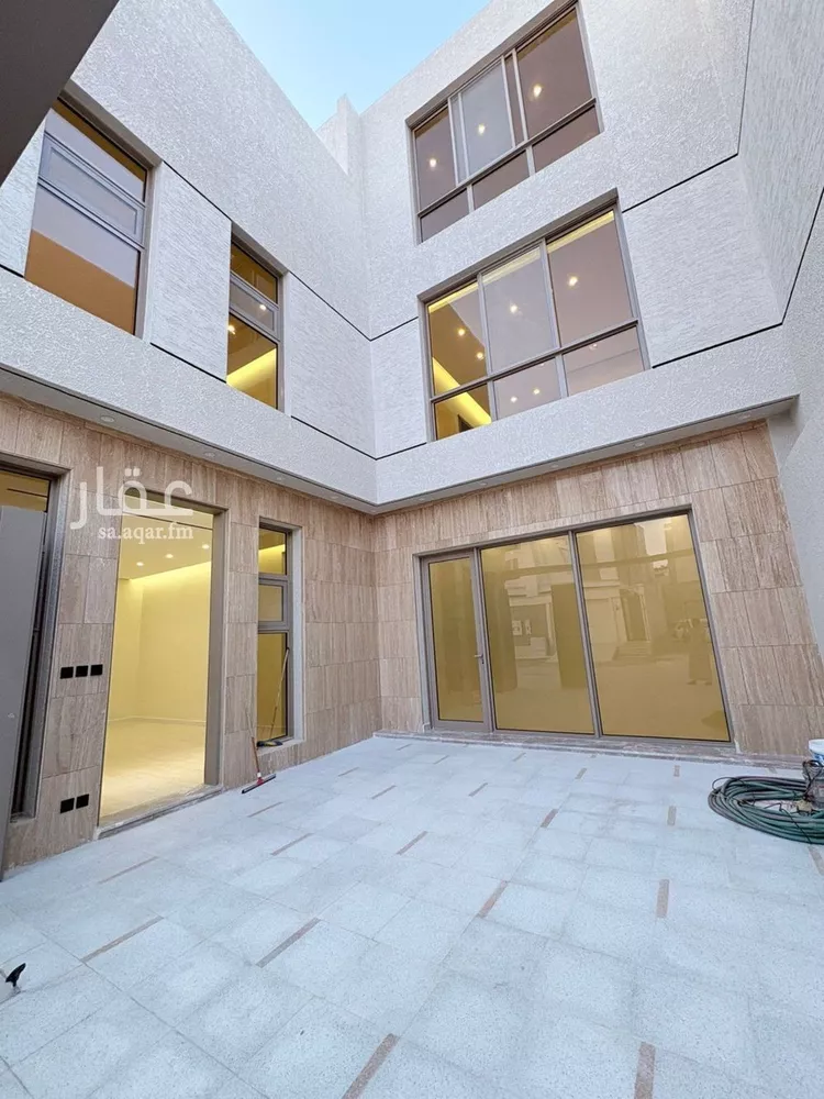 فيلا للبيع في شارع إبراهيم بن محمد الزمزمي, حي المهدية, مدينة الرياض, منطقة الرياض صورة 5