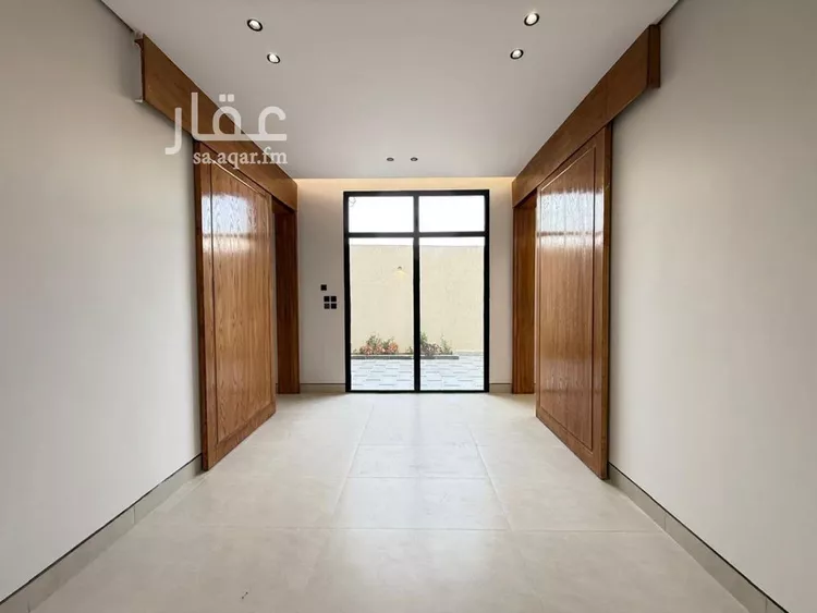 فيلا للبيع في شارع السيل الكبير, حي المهدية, مدينة الرياض, منطقة الرياض صورة 4