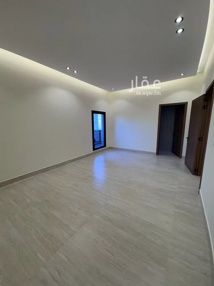 فيلا للبيع في شارع السيل الكبير, حي المهدية, مدينة الرياض, منطقة الرياض 12
