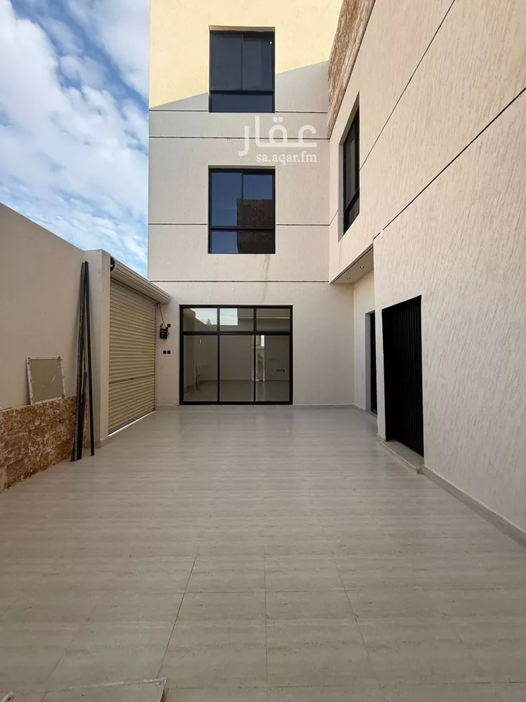 فيلا للبيع في شارع الطائف, حي ظهرة لبن, مدينة الرياض, منطقة الرياض صورة 2