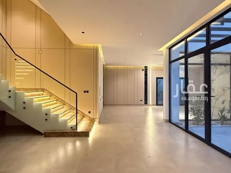 فيلا للبيع في شارع السيل الكبير, حي المهدية, مدينة الرياض, منطقة الرياض صورة 2