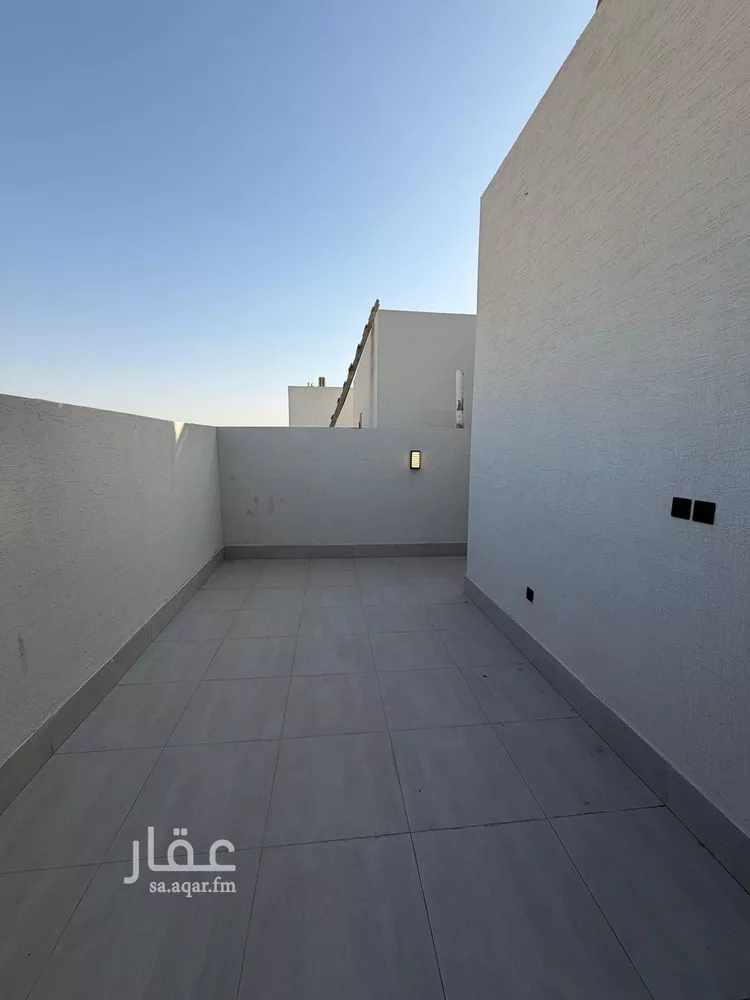 فيلا للبيع في شارع محمد بن أبي بكر القيم, حي المهدية, مدينة الرياض, منطقة الرياض صورة 4