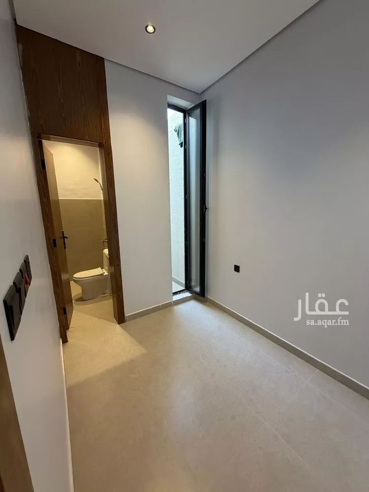 فيلا للبيع في شارع محمد بن أبي بكر القيم, حي المهدية, مدينة الرياض, منطقة الرياض صورة 2