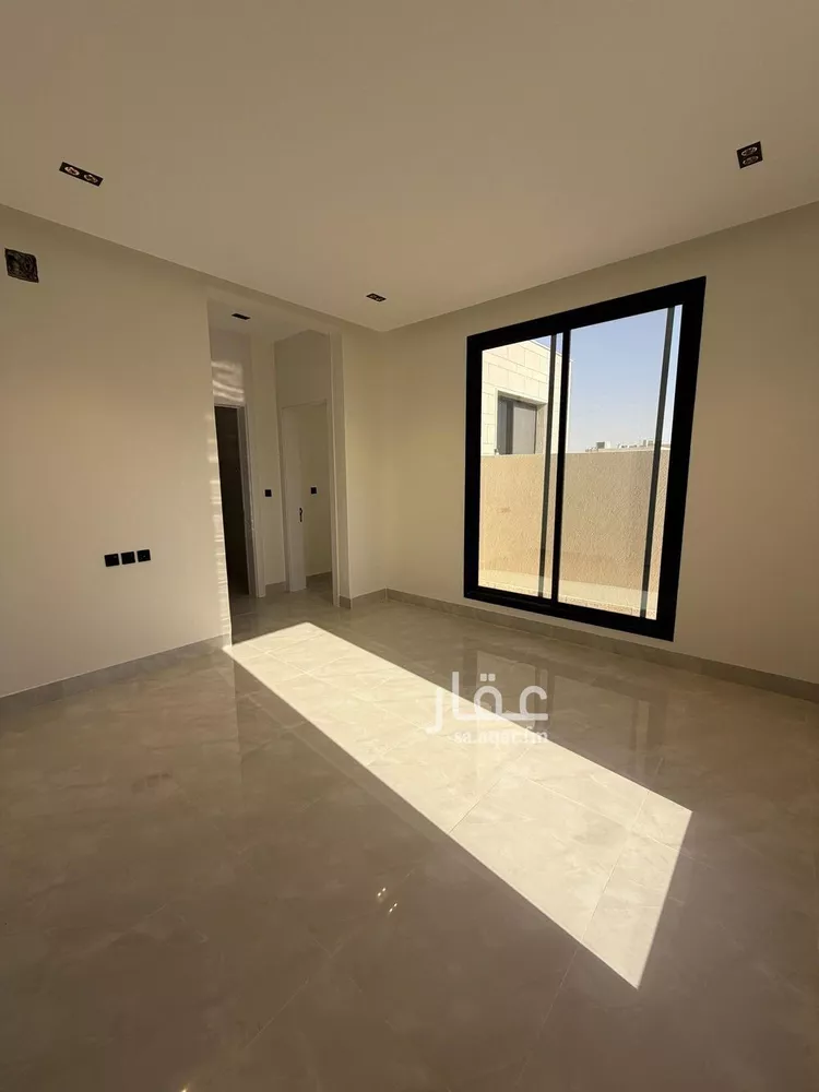 فيلا للبيع في شارع أبي عبدالله محمد بن أيوب, حي المهدية, مدينة الرياض, منطقة الرياض صورة 3