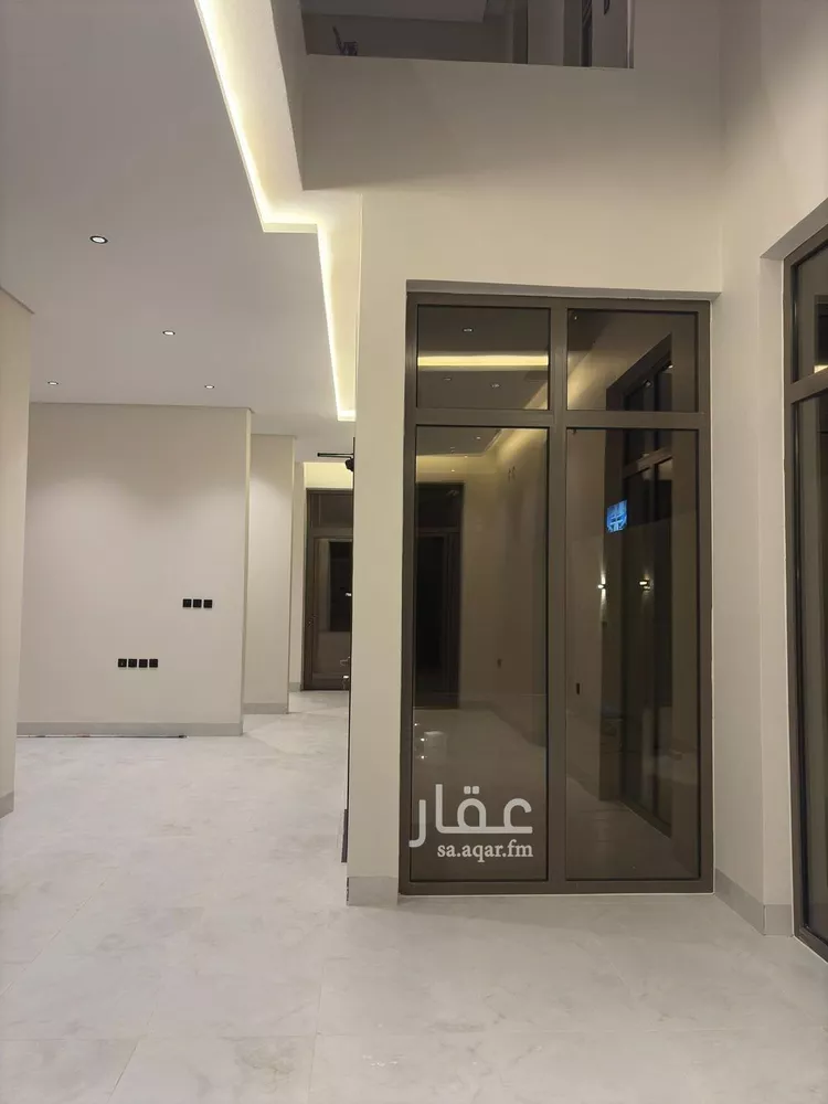 فيلا للبيع في شارع محمد بن أبي بكر القيم, حي المهدية, مدينة الرياض, منطقة الرياض صورة 3