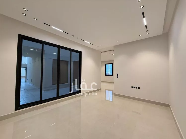فيلا للبيع في شارع أبي الحسن الأسفرائيني, حي المهدية, مدينة الرياض, منطقة الرياض صورة 5